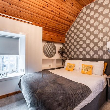 Whinstone Holiday Home In Falkland - Sleeps 8 Экстерьер фото