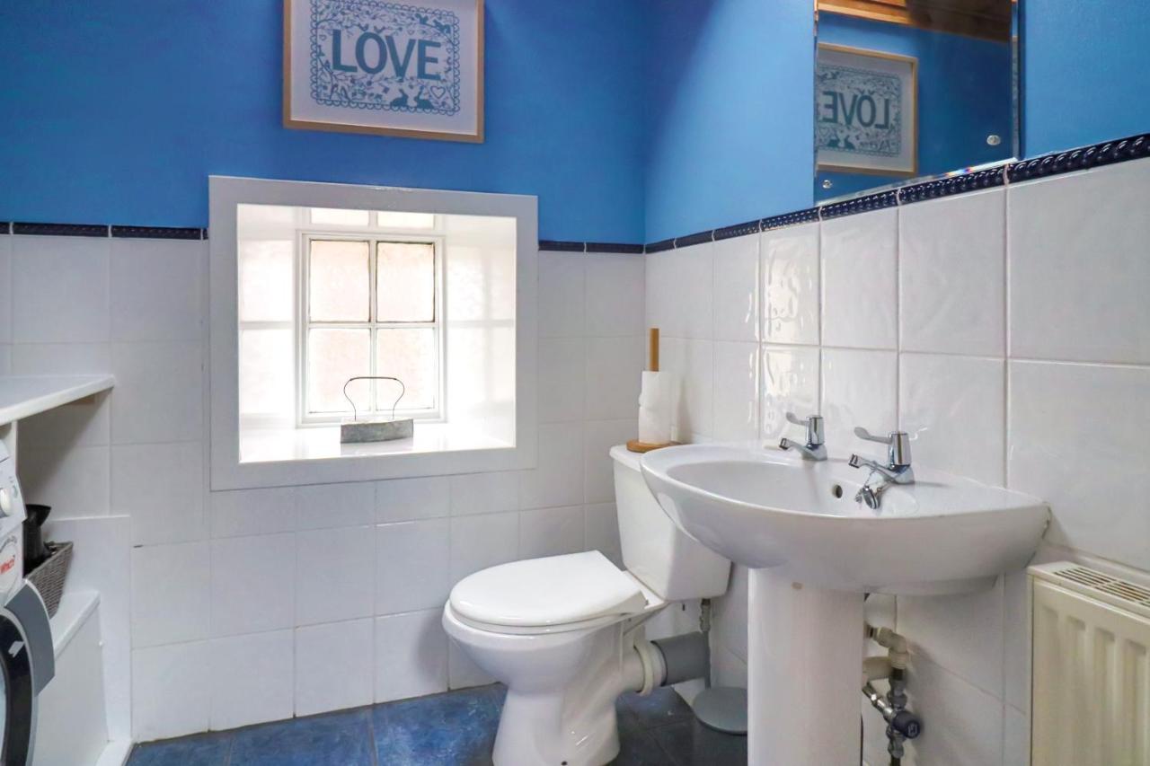 Whinstone Holiday Home In Falkland - Sleeps 8 Экстерьер фото