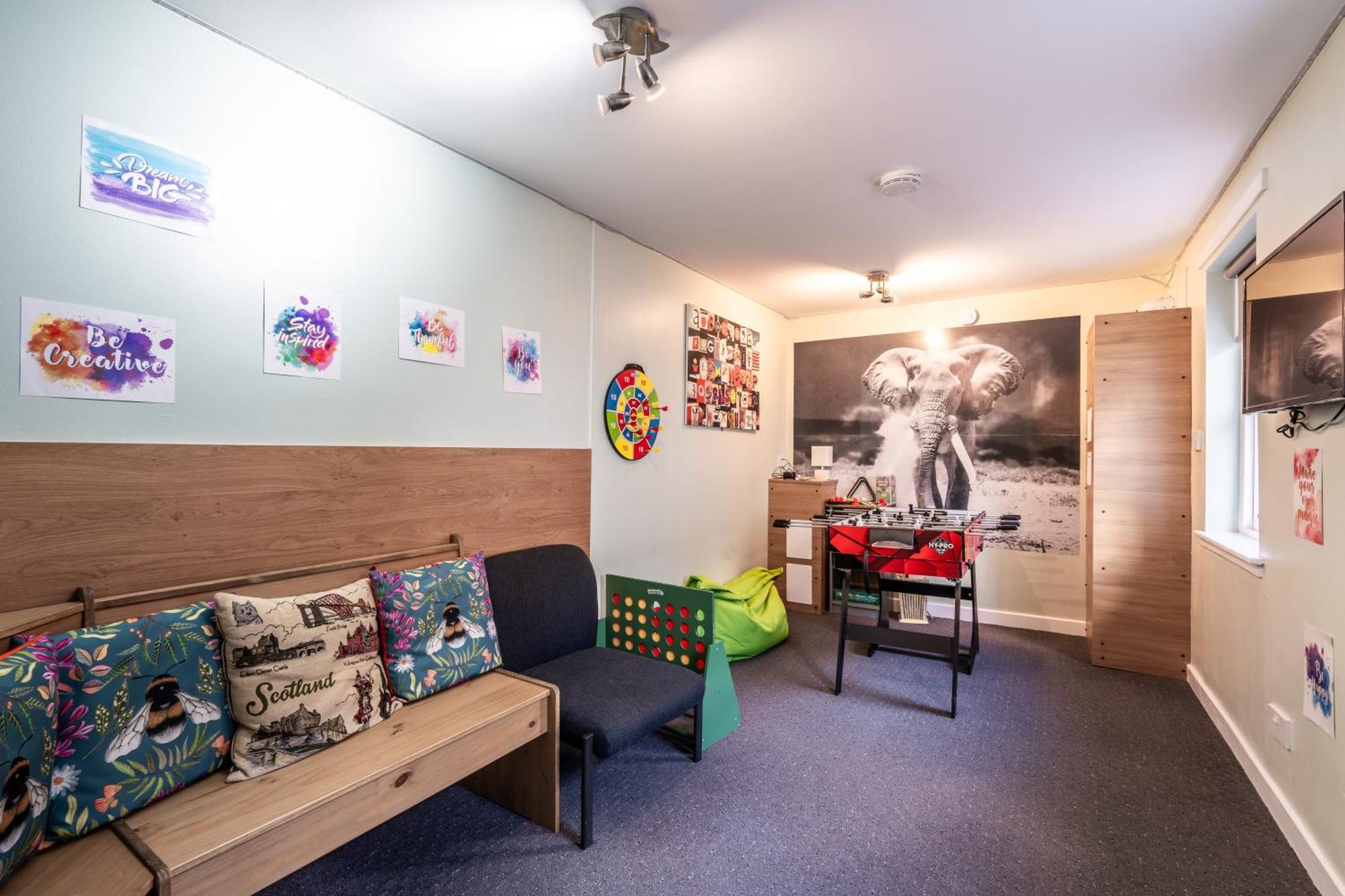 Whinstone Holiday Home In Falkland - Sleeps 8 Экстерьер фото